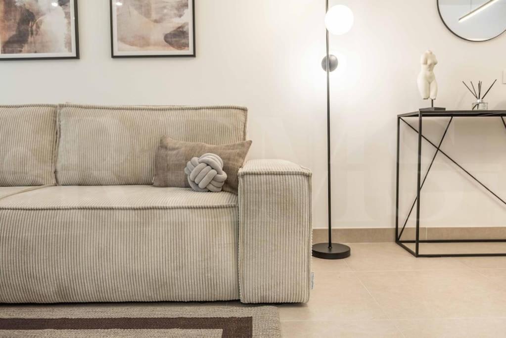 Modern Apartment With Patio & Parking By Rems Málaga Eksteriør bilde